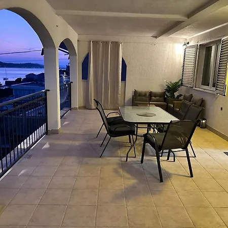 Appartamento View Tisno